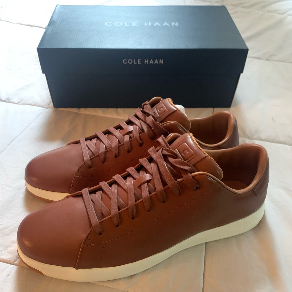 Cole haan mens grandpro tennis shoes in Woodbury hndstn. Size 10.5